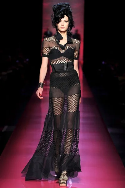 Look 34